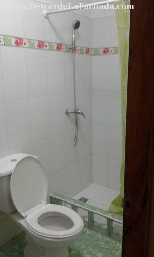 Calle 32, No 9010, entre F y los Pinos