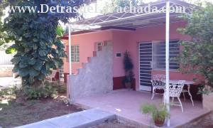 Calle 32, No 9010, entre F y los Pinos