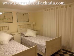 Avenida 31A  ,2605  entre la calle 30 y 26 .