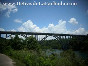 Calle Ayllon #7707/ Contreras y Manzano