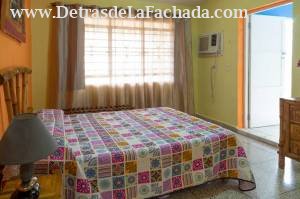 Calle 7 Oeste #36, entre 12 Oeste y 8 Oeste