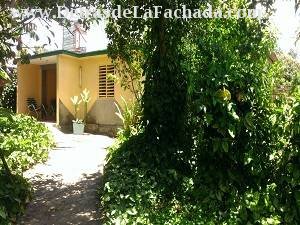 Calle Salvador Cisnero # 23