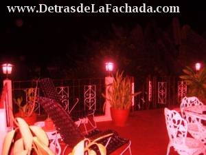 The roof terrace by night