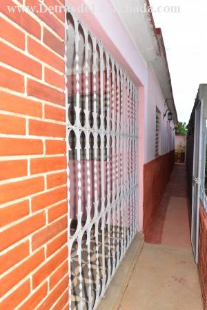 Input independent to the room.