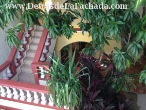 Calle Real 158 B entre Perla e Iglesias.