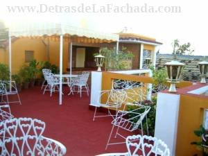 Ernesto Valdez Muñoz Nro 52 e/ Julio Antonio Mella (Guásima) y Jesús Menéndes (Alameda)