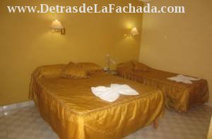 Ernesto Valdez Muñoz Nro 52 e/ Julio Antonio Mella (Guásima) y Jesús Menéndes (Alameda)