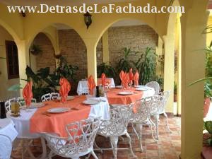 Calle Real 158 B entre Perla e Iglesias.