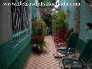 R.G.Garofalo(San Pablo) numero 19,entre las calles:Maximo Gomes y Luis Esteves,El Carmen,Santa Clara,Cuba,CP :50108