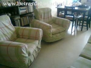 Sala, comedor y balcon