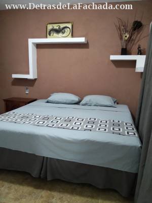 Pasaje A # 2, Detrás de la Biofábrica