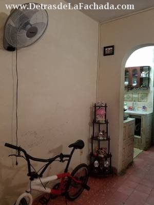 Calle Paseo entre Pedro A Perez y Calixto Garcia