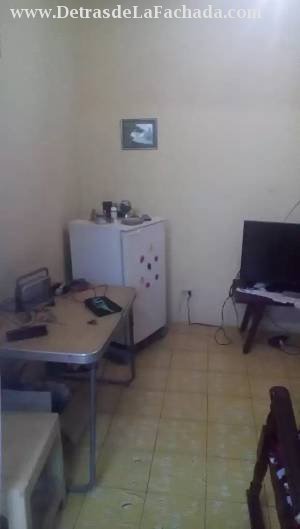 Calle Maceo # 94 F Altos Entre Agramonte y Garayalde