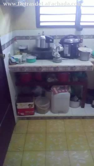 Calle Maceo # 94 F Altos Entre Agramonte y Garayalde