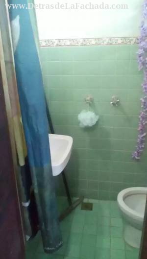 Calle Maceo # 94 F Altos Entre Agramonte y Garayalde