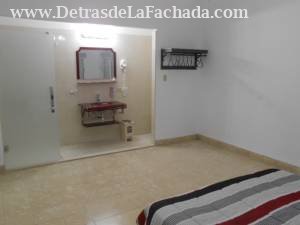 Por la funeraria de Calzada y K