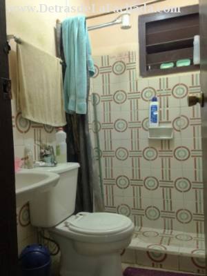 Fernandina 252, apto 18, 4to piso entre Vigía y San Ramón.