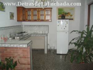 casa capit ind 3/4 por 7ma, con amplio terreno.Sta Fé(g1a31) - $100,000