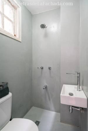 Calle San Lázaro 966 entre Aramburo y Hospital