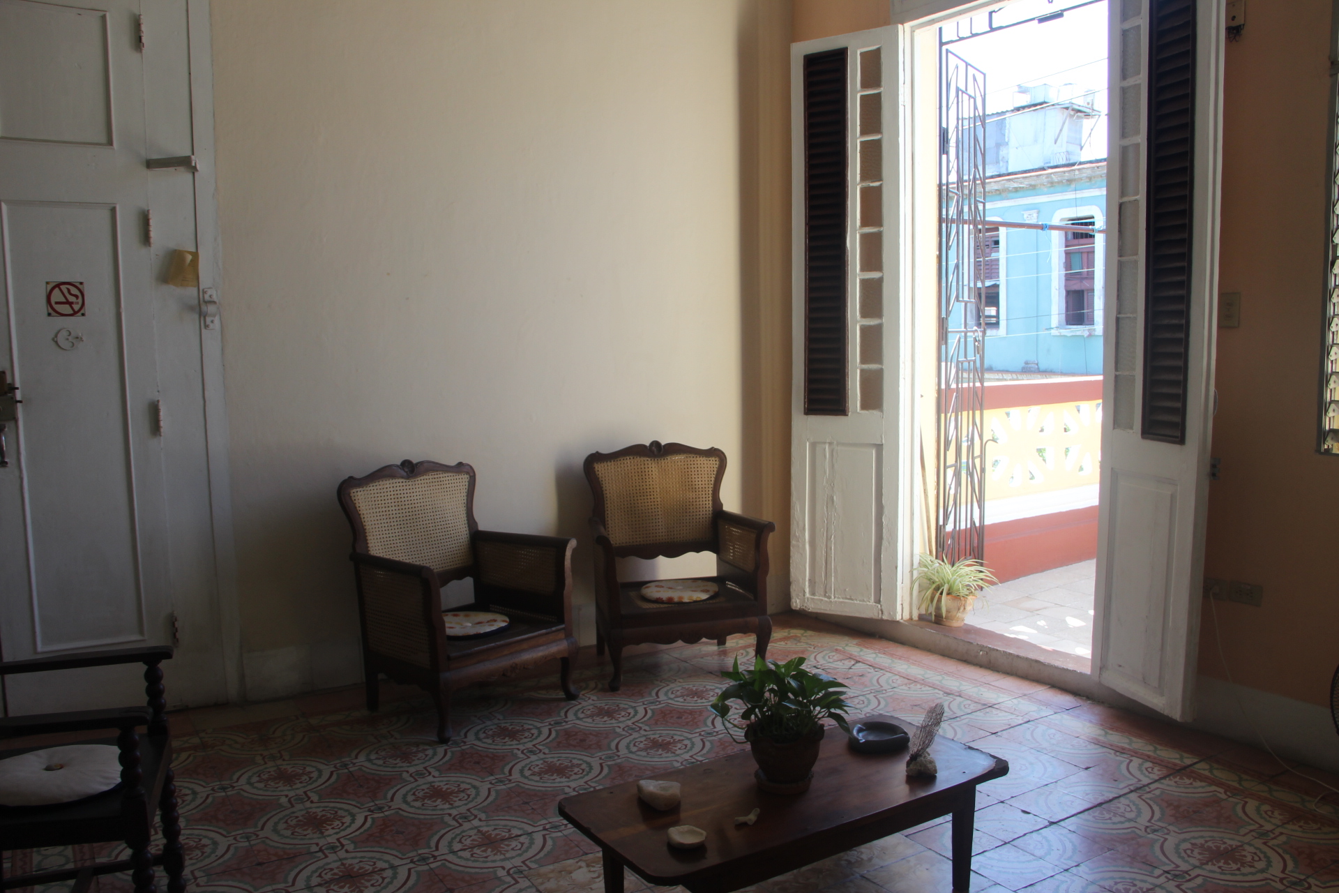 Lugareño 204C e/ Pozos dulces y Boyeros