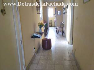 Calle 27 % 28 y 30 Edificio 1502 Apto F