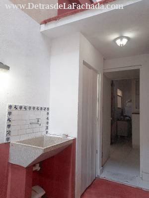 Zulueta 64 entre calle genios y refugio