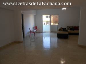 Por la funeraria de Calzada y K