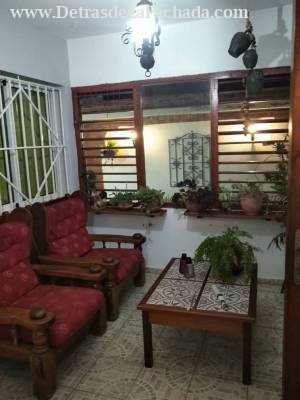 Calle 218 #2108 entre 21 y 23 Atabey