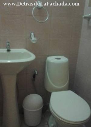 Lugareño 56 apto 3 entre Cespedes y Aguilera apto 3A. Lawton 10 de Octubre