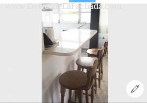 Aramburu 354 e/ San Rafael y San José.