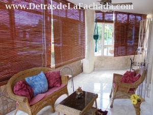 Biplanta, altos en óptimo estado de conservación, muy cerca de Sta. Catalina.