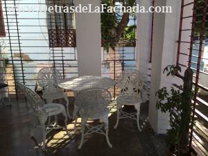 Avd 23 - vedado- a pie de calle