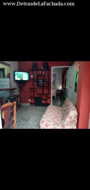 Calle F # 256 e/ 11 y 13