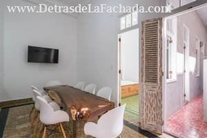 Calle San Lázaro 966 entre Aramburo y Hospital