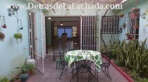 Cerca de 5ta avenida, Reparto Flores