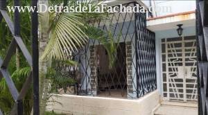 Calle D entre 13 y 15 Vedado La Habana