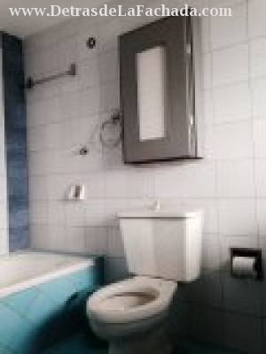 Main bathroom
