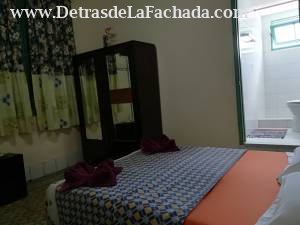 calle Cuba entre calles Luz y Santa Clara