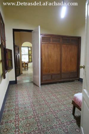 Calle Santa Irene #111, entre San Benigno y San Indalecio