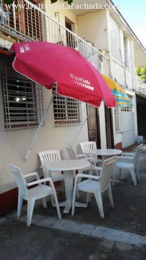 calle F entre 11 y 13 #256 apto 1