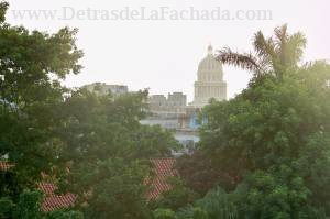calle Cuba entre calles Luz y Santa Clara