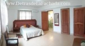 Calle 46. No. 3506. Entre 35 y 37