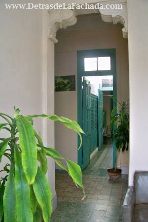 calle Cuba entre calles Luz y Santa Clara