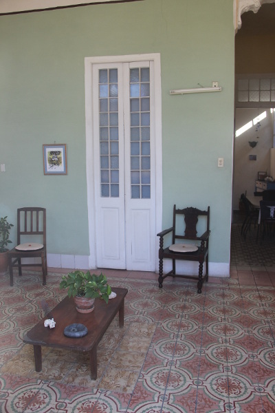 Lugareño 204C e/ Pozos dulces y Boyeros