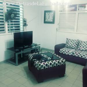 Calle 44, # 1047, Apt 10, % 17 y 19