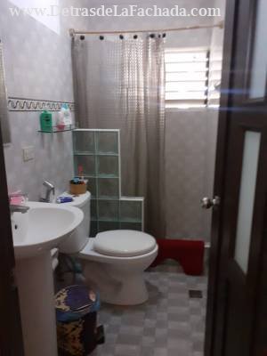 Avenida 31A Entre Calle 156 y Calle 156A, Edificio 15601, Apto. 4