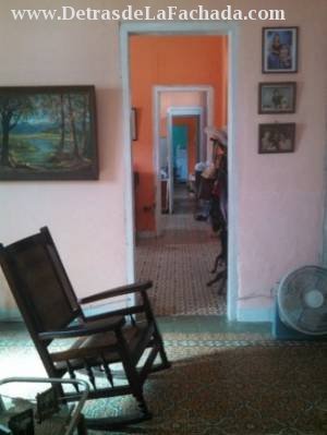 Marques Gónzalez 656 entre Estrella y Maloja.apto 3.primer piso.