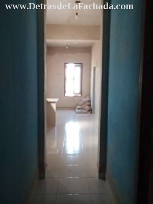 Infanta entre San Miguel y San Rafael