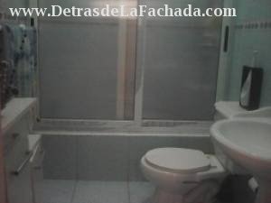 Libertad 603 entre la Sola y Goss