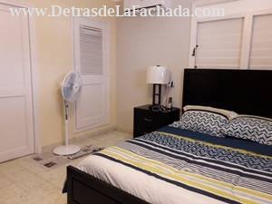 Cerca de Sta Catalina y Juan Delgado